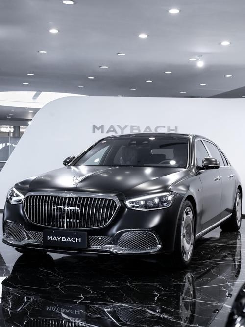 深圳222岚图汽车的售后服务让用户无忧出行，迈巴赫未来的豪华车趋势